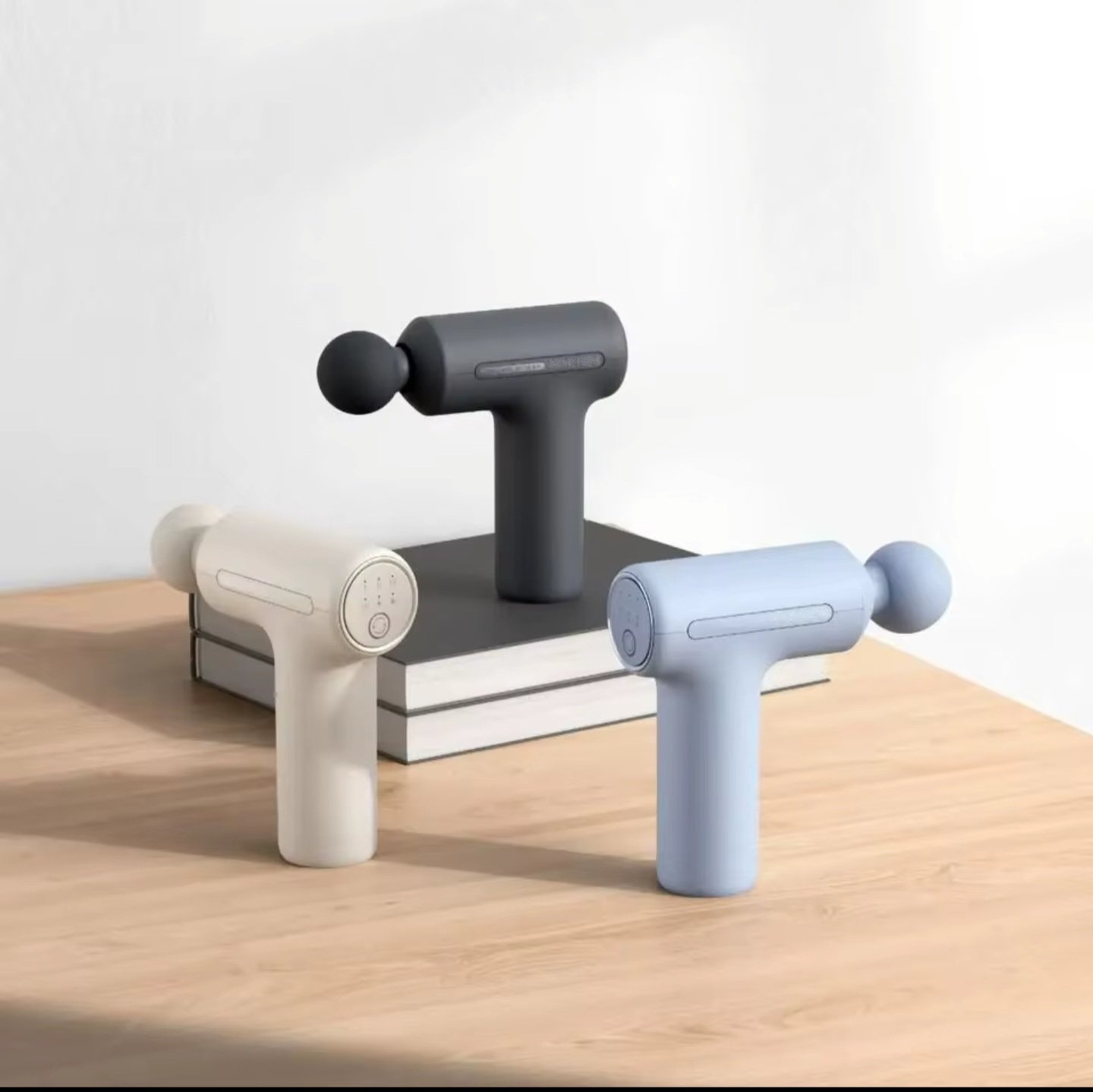 Xiaomi mini massage gun brushless motor with 12kg thrust and under 40dB noise