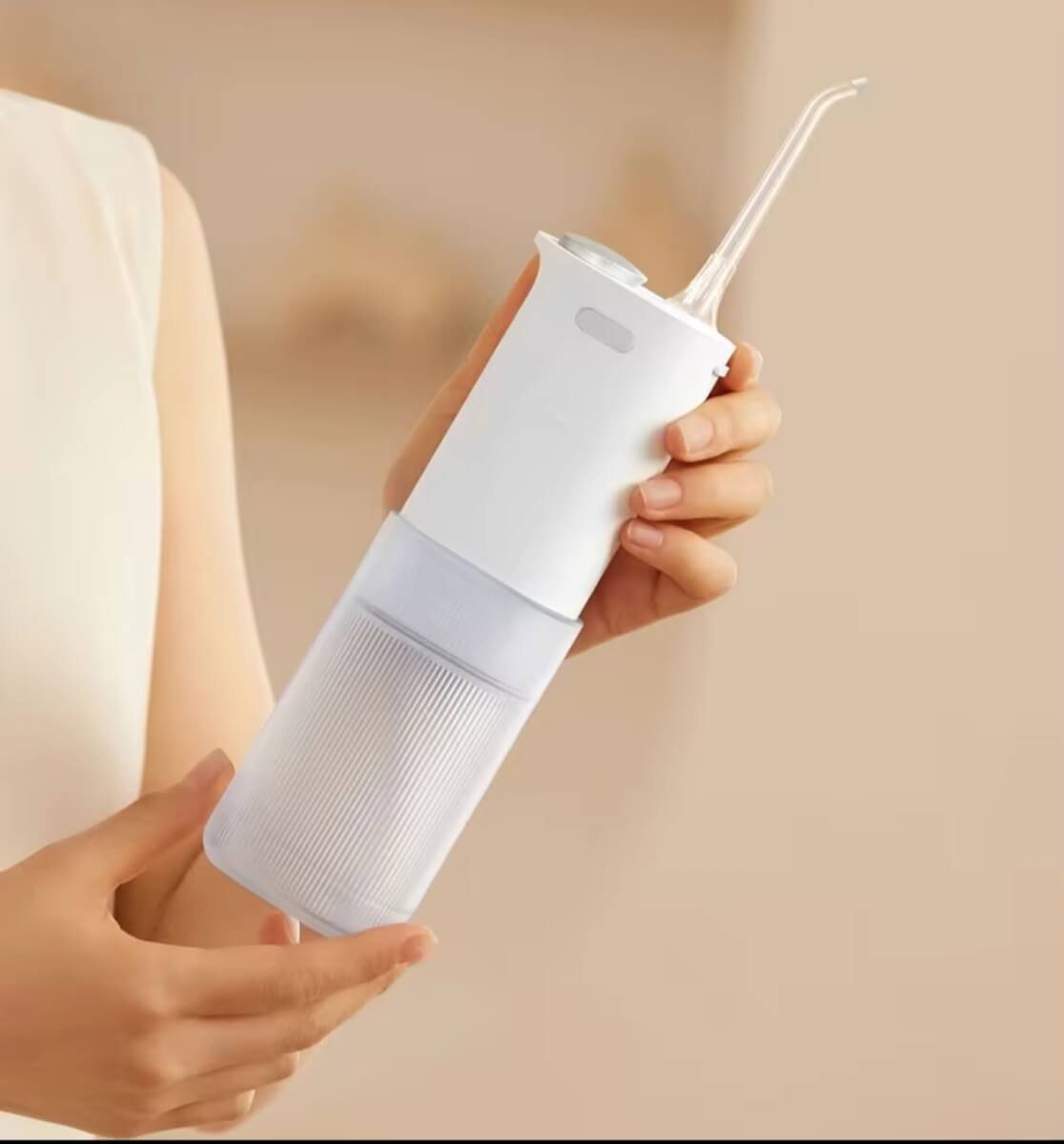Xiaomi water flosser 2 review packaging box and included travel accessories